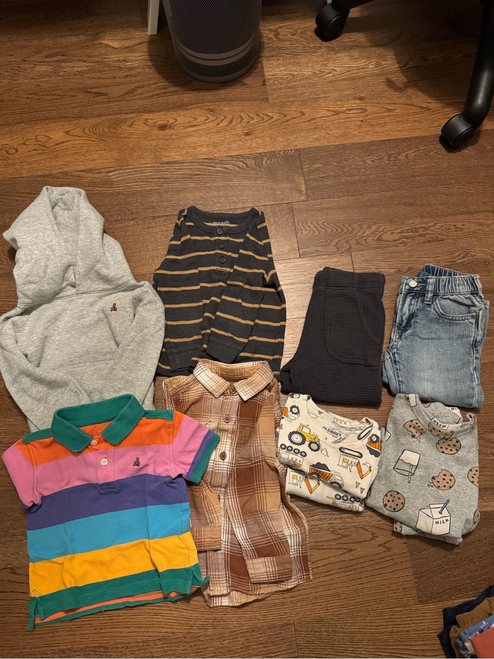 Toddler boy clothing bundle (2 years)